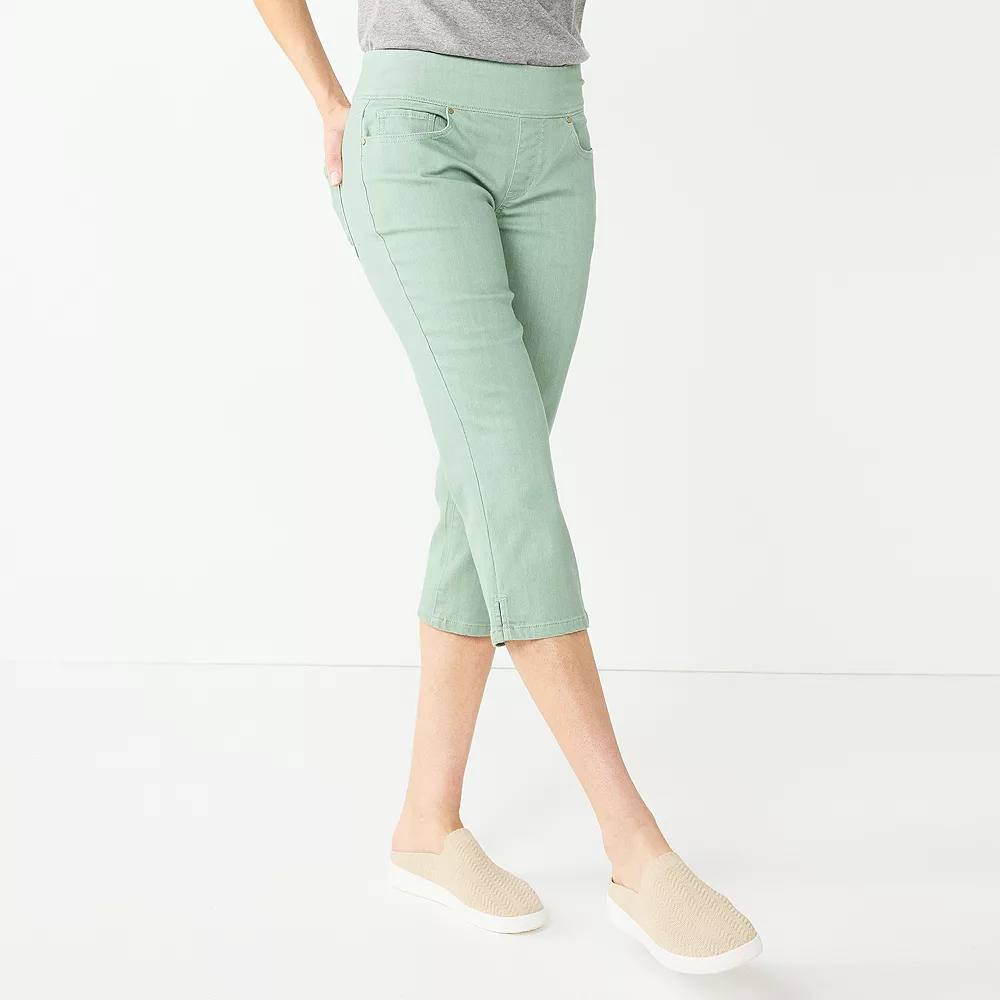 Women's Croft & Barrow® Pull-On Capri Jeans 3 Women's Croft & Barrow® Pull-On Capri Jeans - Image 3